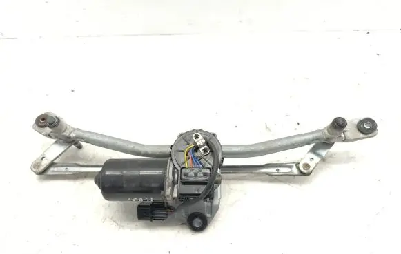 Hyundai ix35 Front wiper linkage and motor