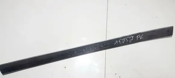 Mercedes-Benz ML W163 Front sill trim cover A1636860720