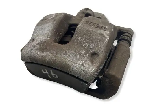 Mercedes-Benz E W212 Front brake caliper 4109B