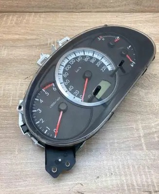 Mazda 5 Speedometer (instrument cluster) CGCC79C C23555430