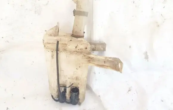 Mitsubishi Galant Windshield washer fluid reservoir/tank 060351867
