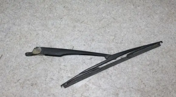 BMW X3 E83 Rear wiper blade arm