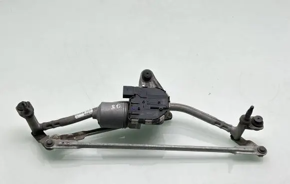 Volkswagen PASSAT B8 Front wiper linkage and motor 3G1955023C