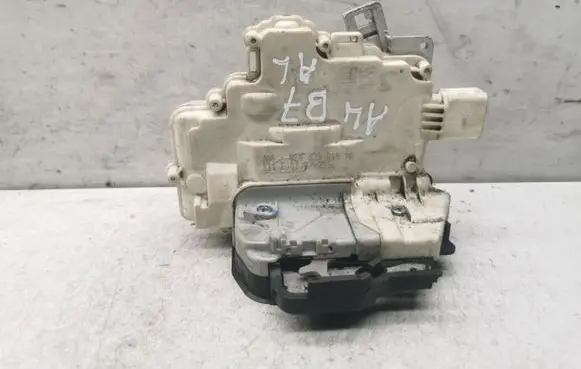 Audi A4 S4 B7 8E 8H Rear door lock 8E0839016AA