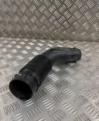 Peugeot 3008 II Air intake hose/pipe 9810920980