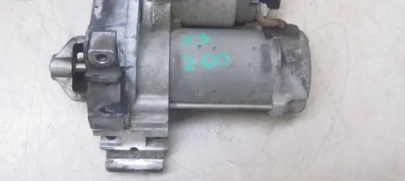BMW X3 F25 Starter motor 8570846