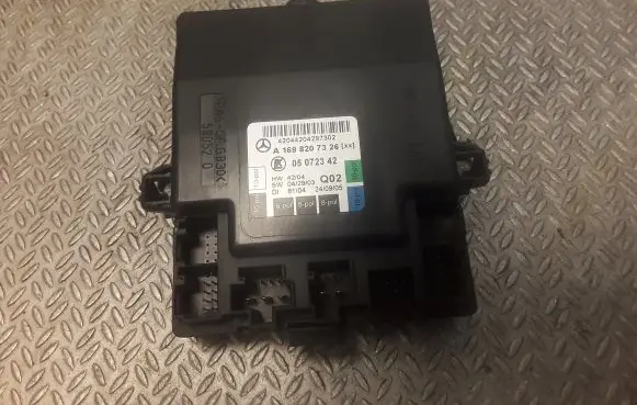 Mercedes-Benz B W245 Door control unit/module 1698207326