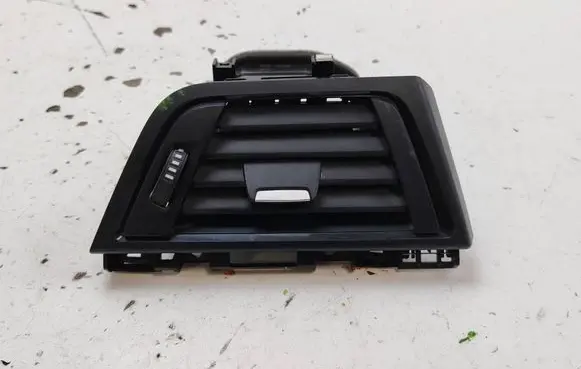 BMW 4 F32 F33 Dashboard side air vent grill/cover trim 921855015 508837