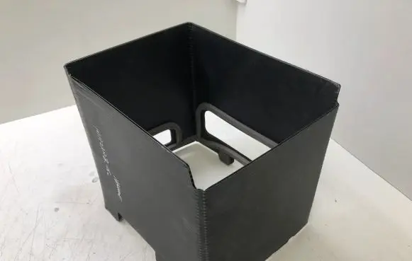 Mazda 3 III Battery box tray 