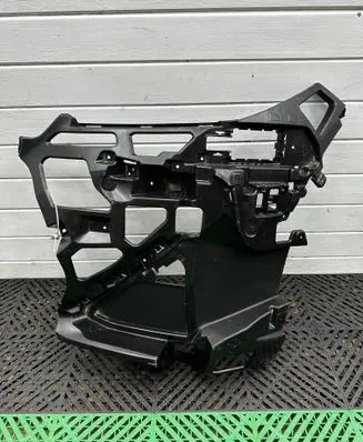 BMW X1 U11 Front bumper mounting bracket 9881915 21163611 988191