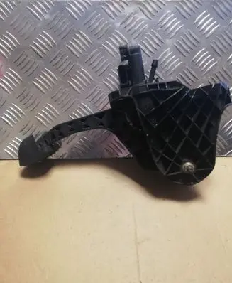 Clutch pedal