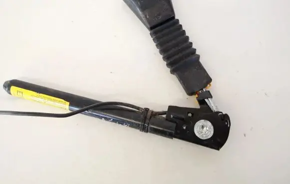 Opel Zafira A Front seatbelt buckle 90560656