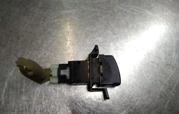 Subaru Legacy Hazard light switch NILES06901