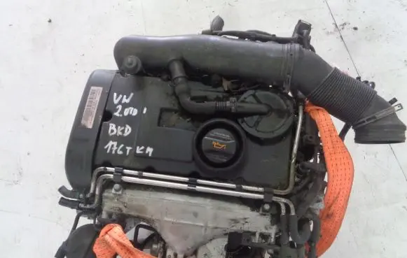 Volkswagen PASSAT B6 Engine BKD
