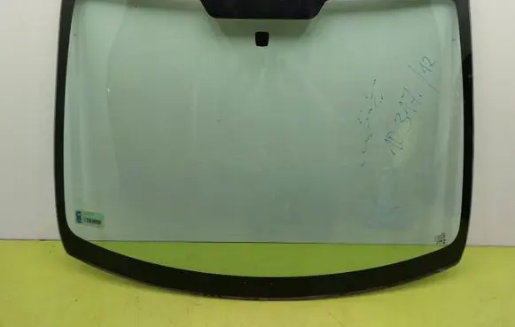 Toyota Aygo AB10 Front windscreen/windshield window BENSON