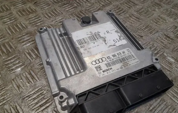 Audi A6 S6 C6 4F Engine control unit/module 03L906019AH 0281016683 03L906022FG