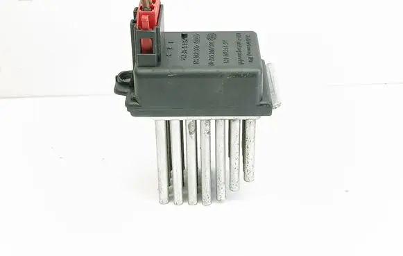 Audi A6 S6 C5 4B Heater blower motor/fan resistor 4B0820521 5DS00646702