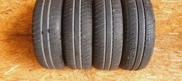 Volkswagen Golf III R14 summer tire 