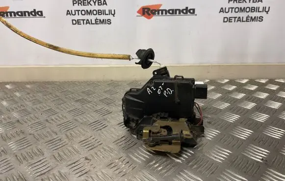 Audi A2 Front door lock