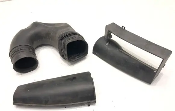 Volkswagen PASSAT CC Air intake hose/pipe