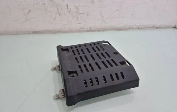Citroen C-Crosser Sound amplifier 8701A089