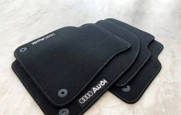 Audi Q3 F3 Car floor mat set 