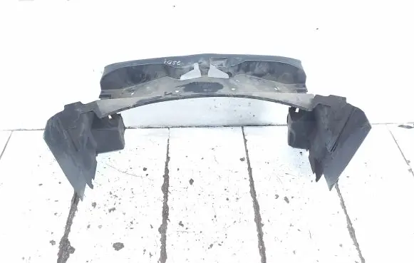 Radiator trim