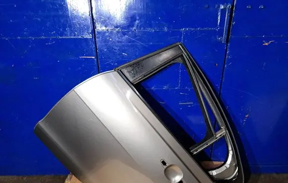Rear door