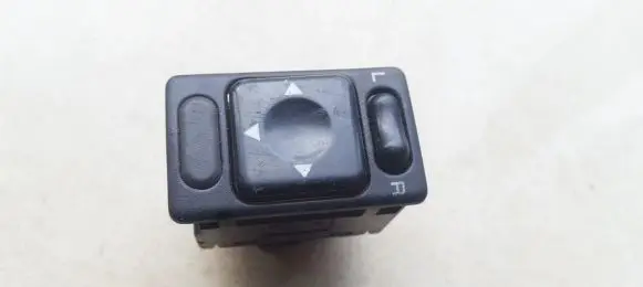Subaru Forester SF Wing mirror switch