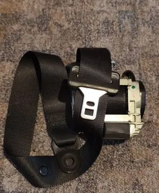 Ford Mondeo MK IV Front seatbelt 606637800 30060857