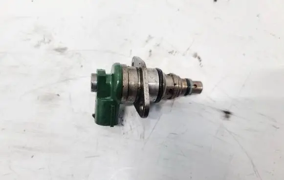 Toyota Avensis Verso Fuel pressure sensor 