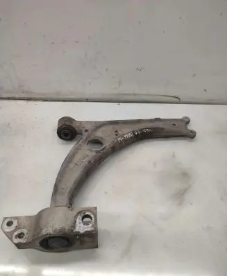 Volkswagen PASSAT B6 Front lower control arm/wishbone 3C0407153B