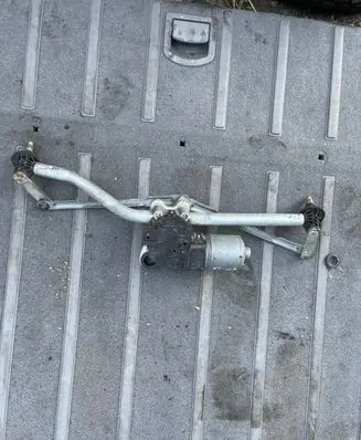 BMW 3 E46 Wiper motor 0390241712