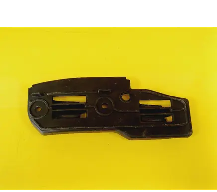 Front bumper mounting bracket