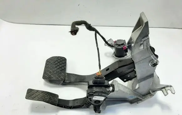 Audi A6 S6 C6 4F Pedal assembly 4F1723117F 8K1723523