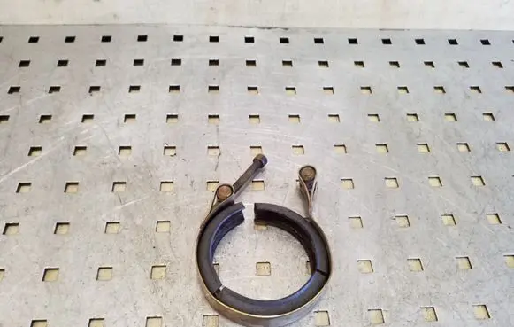 Mitsubishi Outlander Muffler pipe connector clamp 1K0253725