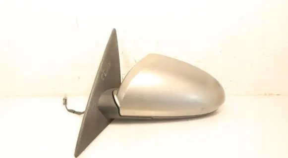 Nissan Primera Front door electric wing mirror 