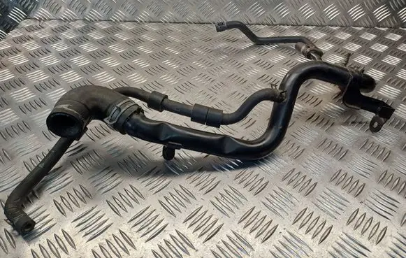 Volkswagen PASSAT B5.5 Engine coolant pipe/hose 038121071F