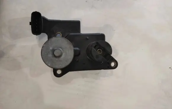 Hyundai Santa Fe Intake manifold valve actuator/motor 2838127150 7H240278