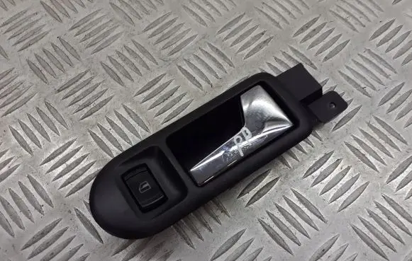 Volkswagen PASSAT B5.5 Rear door interior handle trim 3B1837114