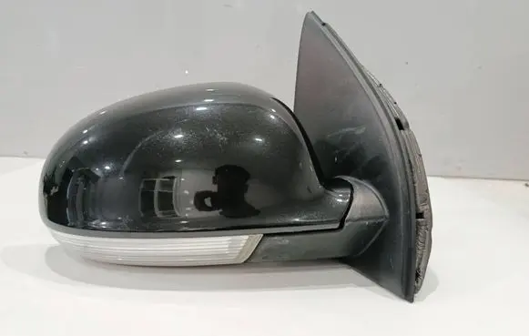 Volkswagen Eos Front door electric wing mirror E13010880