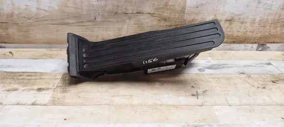 Volkswagen Jetta V Accelerator throttle pedal 1K1723503L 6PV00860001
