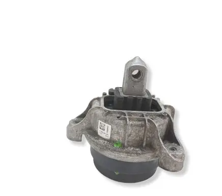BMW 5 F10 F11 Engine mount bracket 6785601