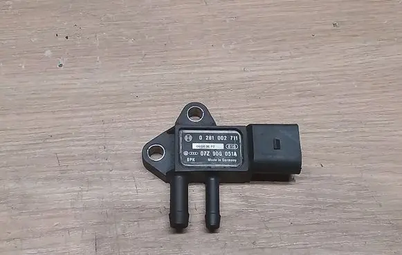 Exhaust gas pressure sensor