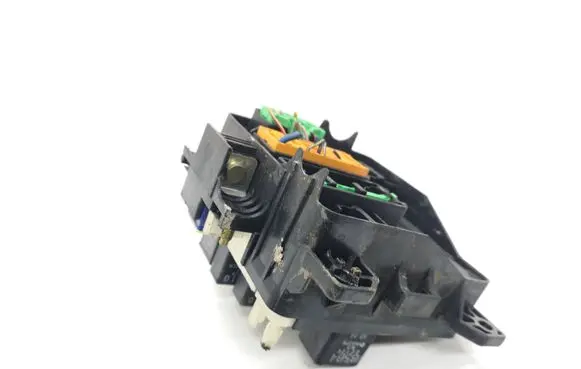 Mazda Premacy Fuse module