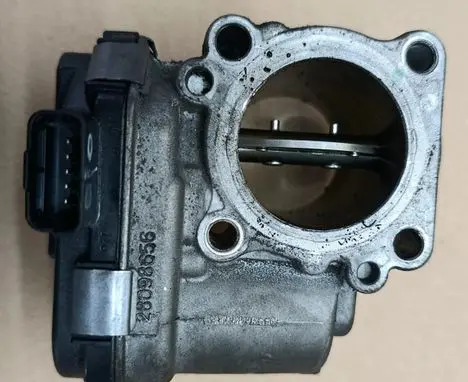 Volvo V40 Throttle valve