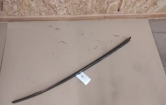 Mercedes-Benz C W203 Windshield trim A2036983298
