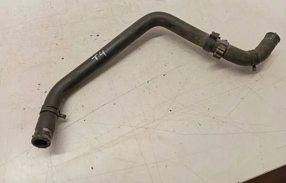 Volkswagen Transporter - Caravelle T4 Engine coolant pipe/hose 074121109D