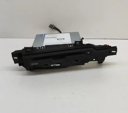 Lexus UX Radio/CD/DVD/GPS head unit 8612076J50 10R059248