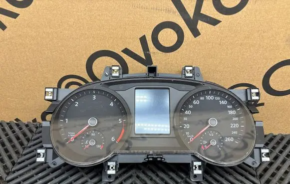 Volkswagen PASSAT B8 Speedometer (instrument cluster) 3G0920741C 3G0260202 1855030590
